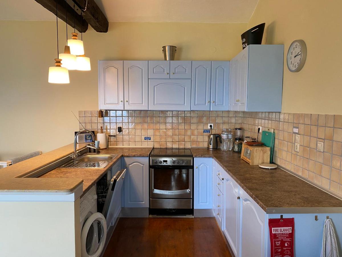 Theea Cottage - Wonderful Sea Views Chlomos 외부 사진